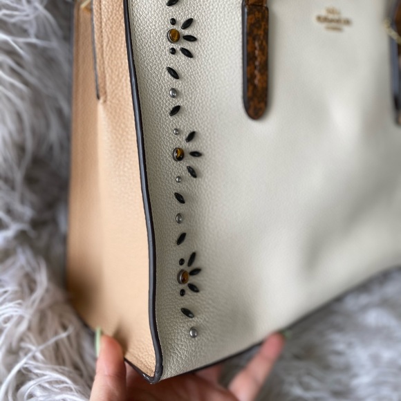 Coach Charlie customized handbag - Picture 10 of 10